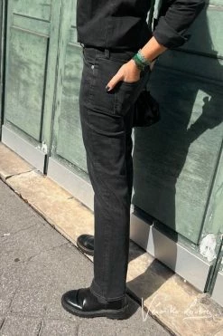 LE TEMPS DES CERISES Drolon 400/18 Mom By Véronika Loubry Jeans Noir N°1 -Le Temps des Cerises Soldes Magasin 221 jfdrolonw9110ve 0403 imaged4