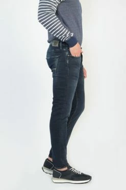 LE TEMPS DES CERISES Jogg 700/11 Adjusted Jeans Bleu-noir N°1 11 LE TEMPS DES CERISES Jogg 700/11 Adjusted Jeans Bleu-noir N°1 -Le Temps des Cerises Soldes Magasin 221 jh711jogw2130 3286 imaged4