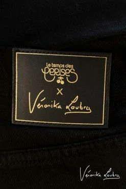 LE TEMPS DES CERISES Short Court Véronika En Jeans Noir Destroy By Véronika Loubry -Le Temps des Cerises Soldes Magasin 231 jfvero000wnoive 0001 imaged5