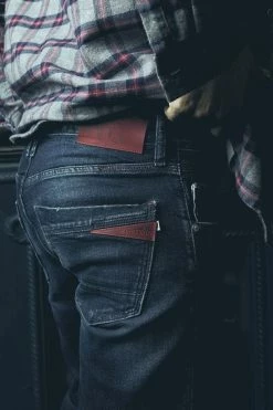 LE TEMPS DES CERISES Roll 700/11 Adjusted Jeans Bleu-noir N°2